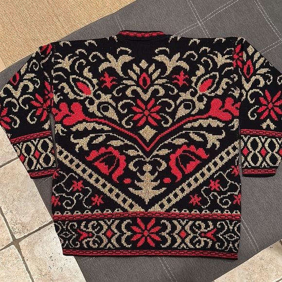 Vintage 1980's Sweater! - Picture 7 of 7